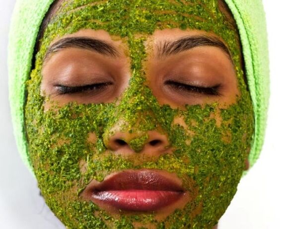Maschera a base di erbe